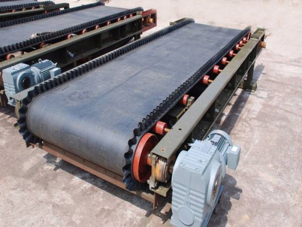 調速皮帶秤結構特點